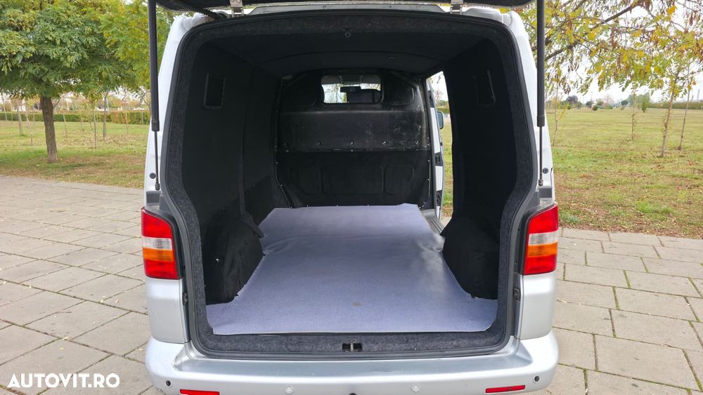 Volkswagen Transporter - 7