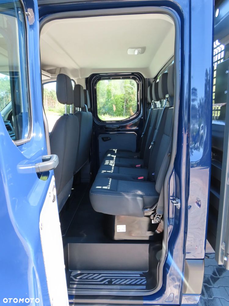 Iveco DAILY 130 Km L3 Podwójna Kabina Doka Dubel Brygadowy MIXTO 7-Mio Os.+1073 Kg Ład. Skrzynia 2410 mm Dł. Renomowanej Firmy SCATTOLINI Rozstaw Osi 3504 mm WZMACNIANY HAK 3000 Kg 29 Tys Km Przeb. Stan Auta JAK NOWY POLECAM - 23