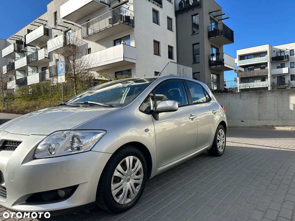 Toyota Auris 1.4 D-4D Edition - 2
