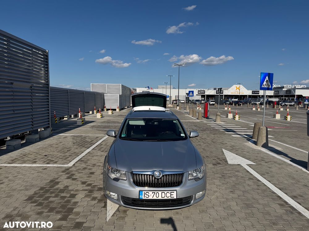 Skoda Superb 2.0 TDI Elegance DSG 4x4 - 1