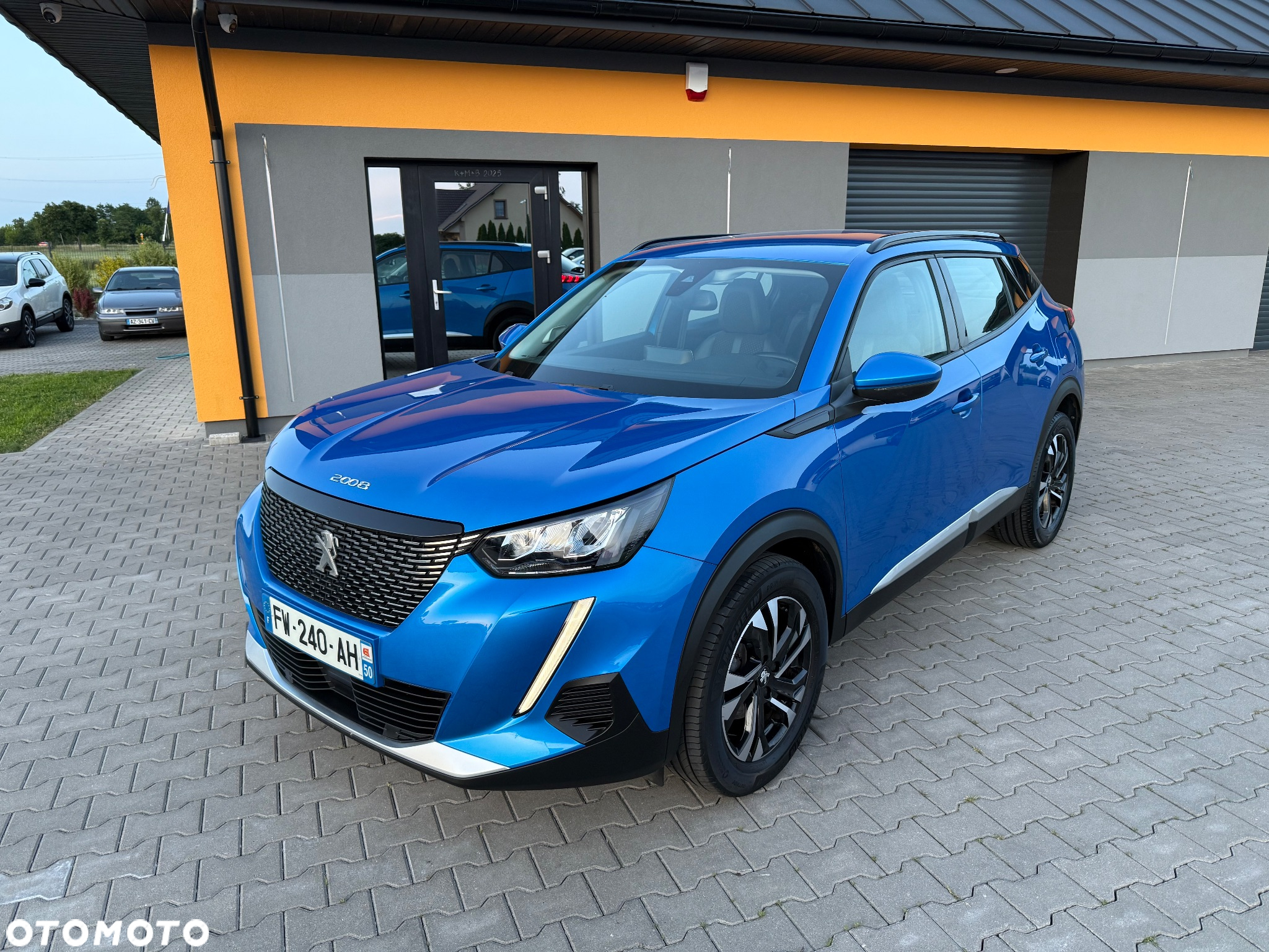 Peugeot 2008 1.2 PureTech Allure S&S - 6