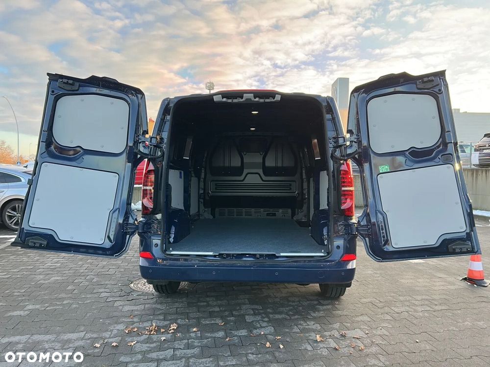 Volkswagen Transporter Furgon AUTOMAT/L2H1, 2.0 TDI 150 KM - 11