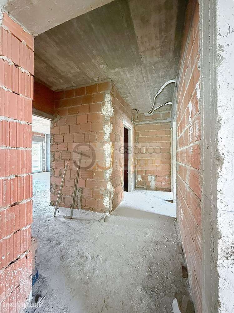 Algoz - T2 Em Construção -  Logradouro Privado - Grande imagem: 4/21