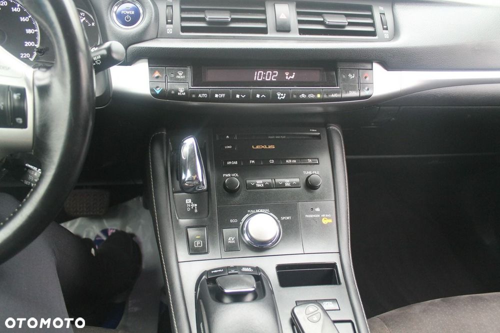 Lexus CT - 20