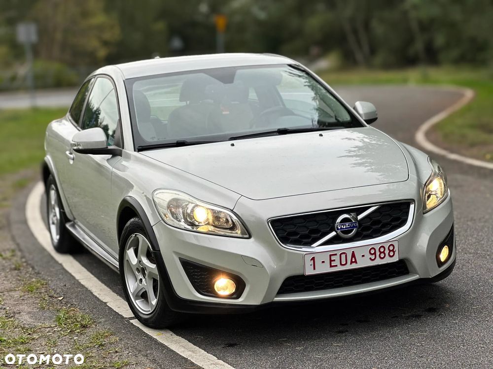Volvo C30 D2 Momentum - 1