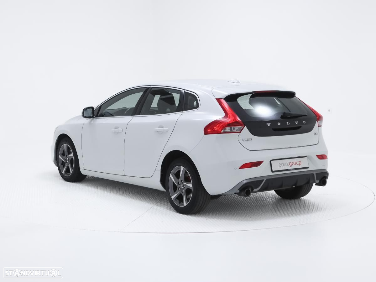 Volvo V40 2.0 D4 R-Design - 4