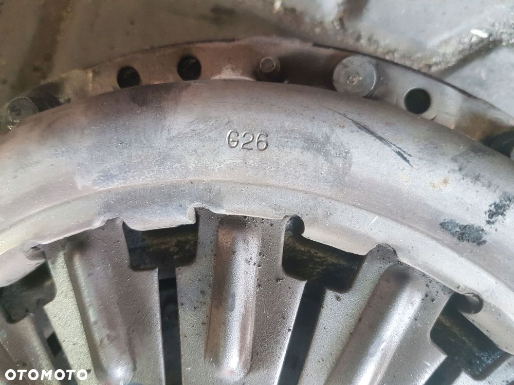 VOLVO V40 II 12r- 1.6 T T4 ECOBOOST KOŁO DWUMASOWE - 4