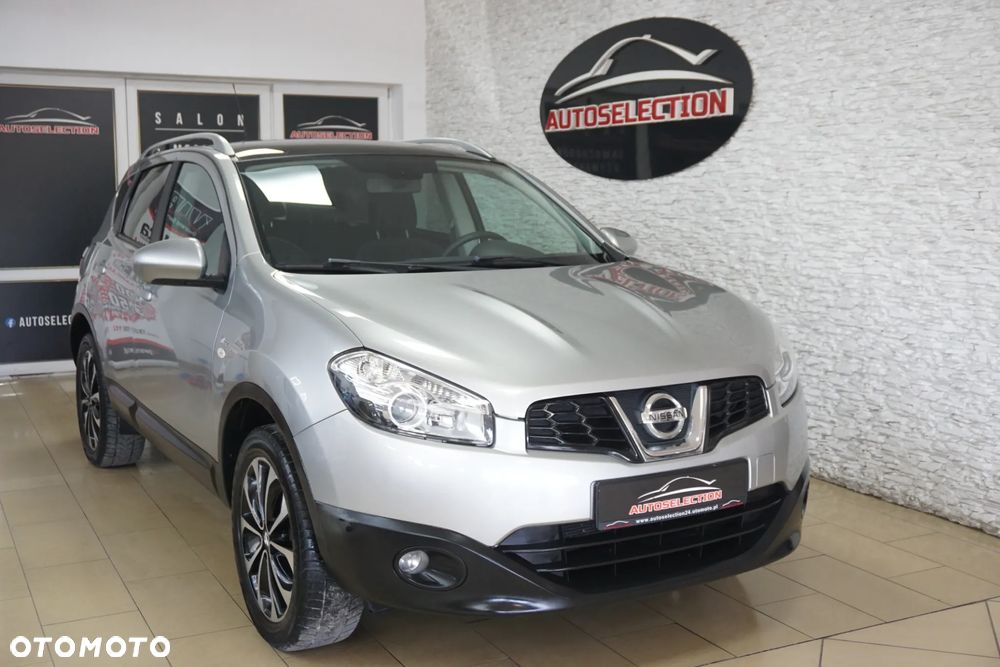 Nissan Qashqai - 1