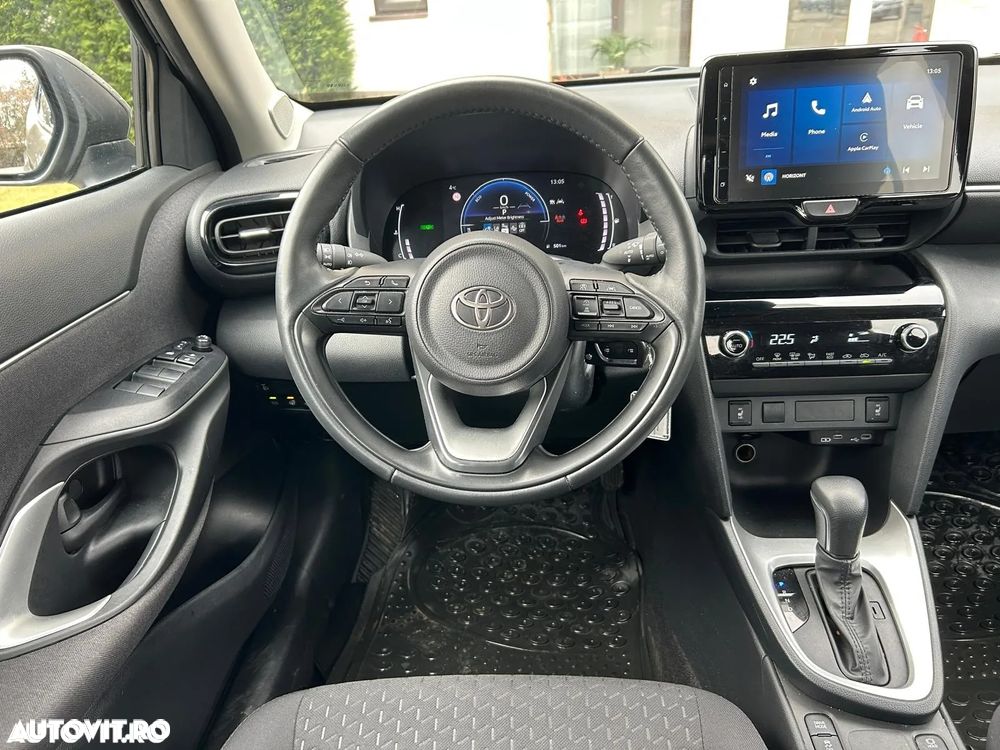 Toyota Yaris Cross 1.5 VVT-i HSD 116 4x2 HEV Business - 9