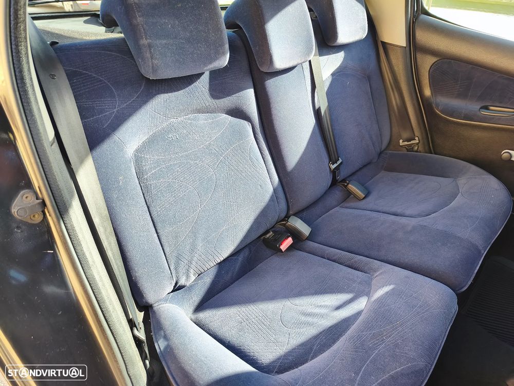 Peugeot 206 1.4 HDi ColorLine - 13