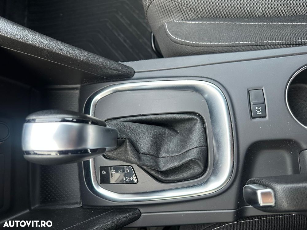 Renault Megane TCe 140 EDC GPF Intens - 7