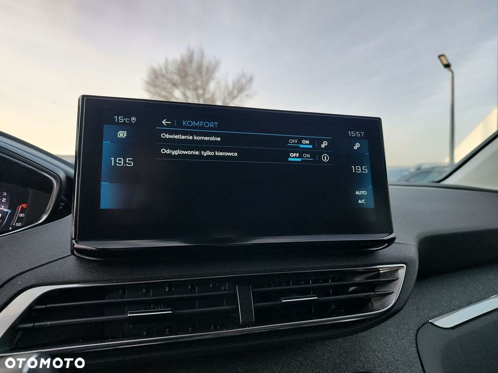 Peugeot 3008 1.2 PureTech Allure Pack S&S EAT8 - 21