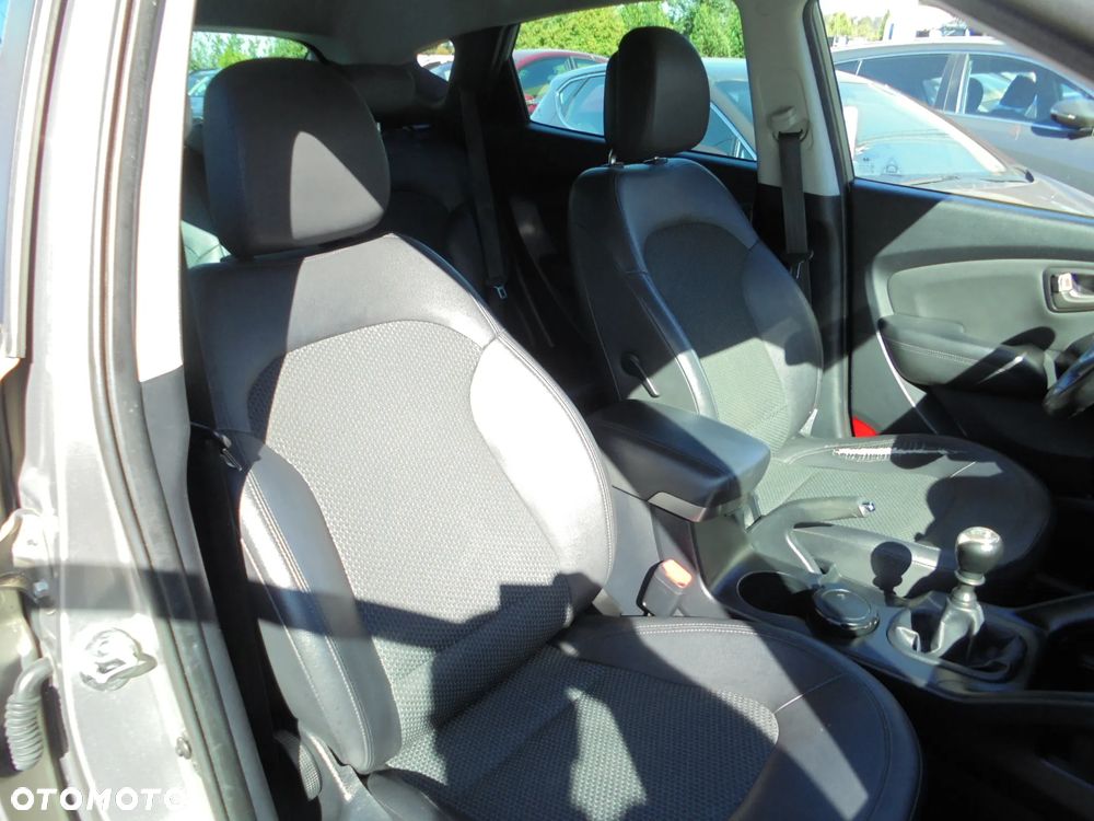 Hyundai ix35 2.0 CRDi Premium 2WD - 14