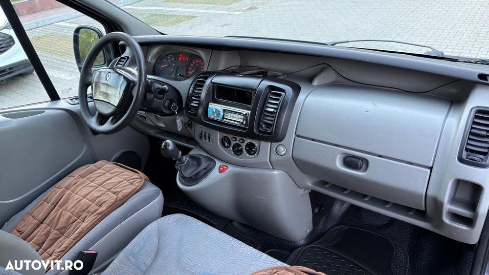 Renault Trafic - 6