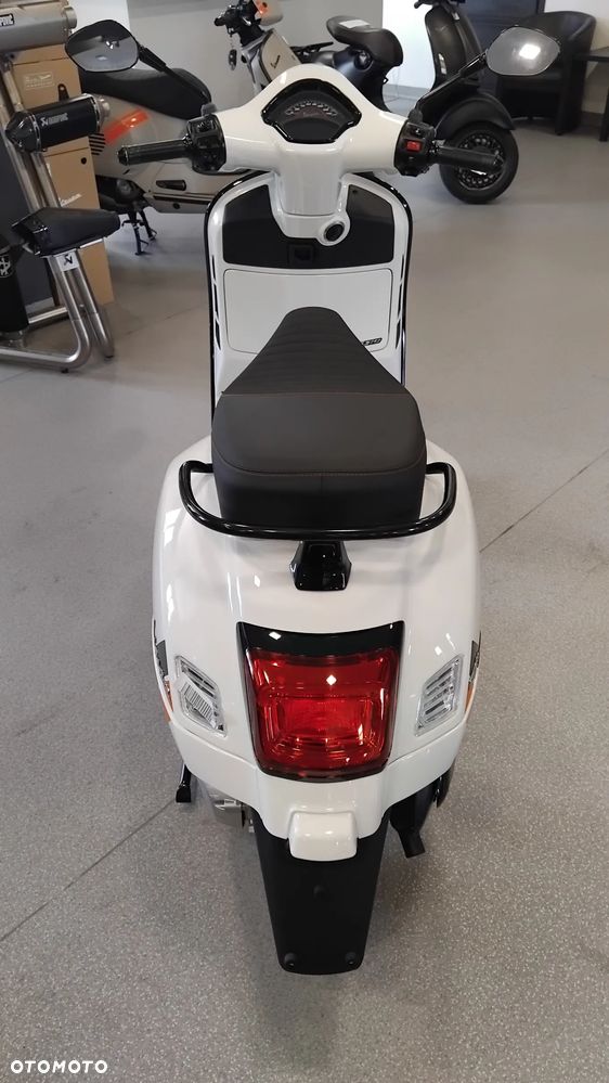 Vespa GTS - 3