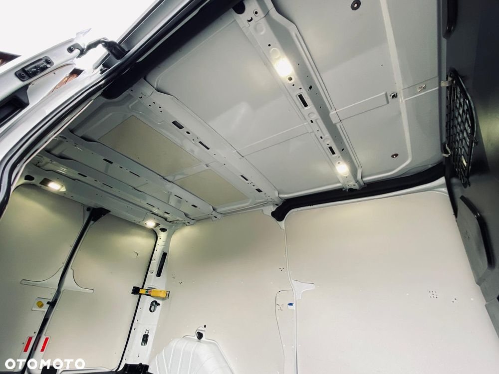 Ford TRANSIT CUSTOM - 31