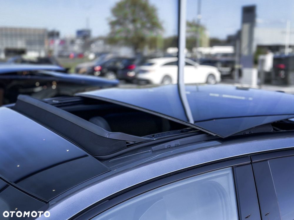 Audi Q3 Sportback - 12