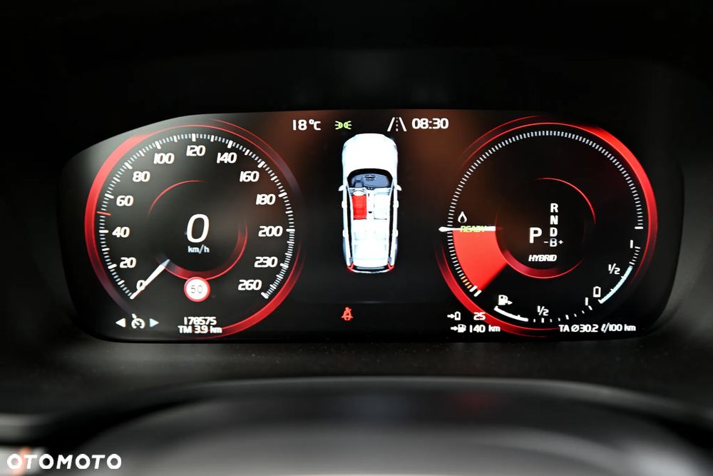 Volvo V60 T8 AWD Recharge Geartronic RDesign - 31