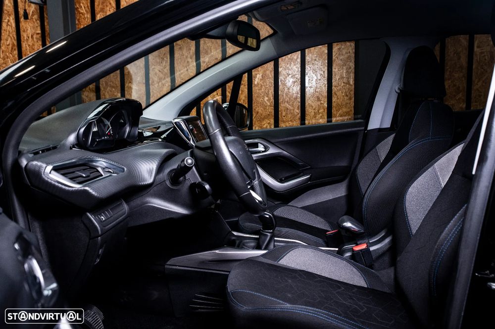 Peugeot 2008 1.6 BlueHDi Style - 29