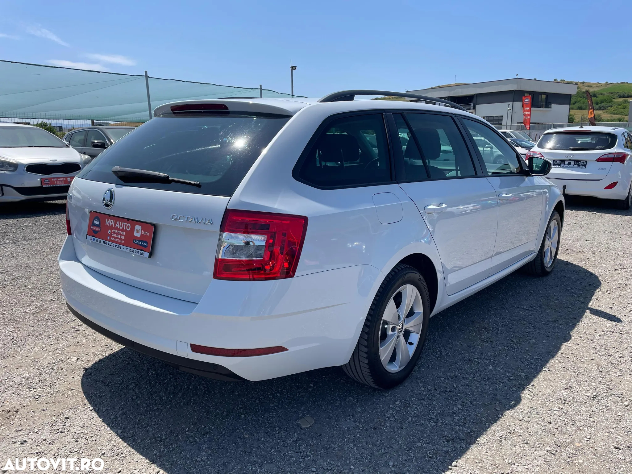 Skoda Octavia Combi Diesel 1.6 TDI Style - 7