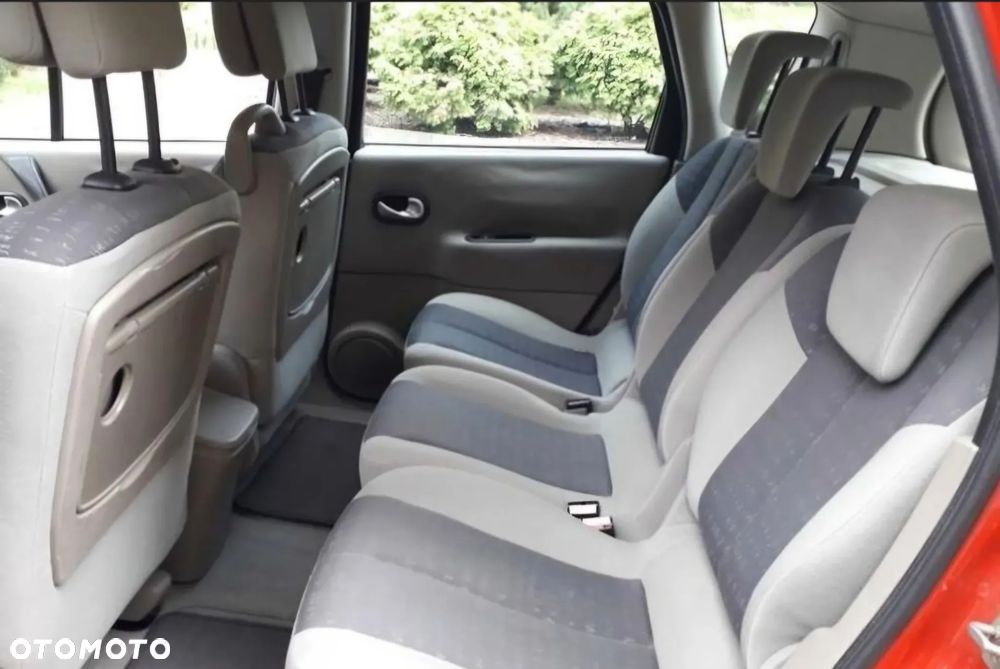 Renault Scenic - 5