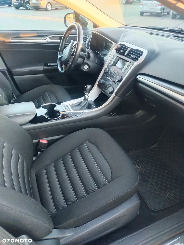 Ford Mondeo 2.0 TDCi Trend - 10