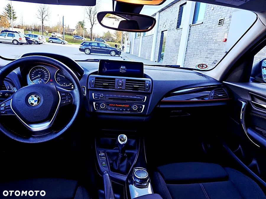 BMW Seria 1 118d xDrive Sport Line - 16