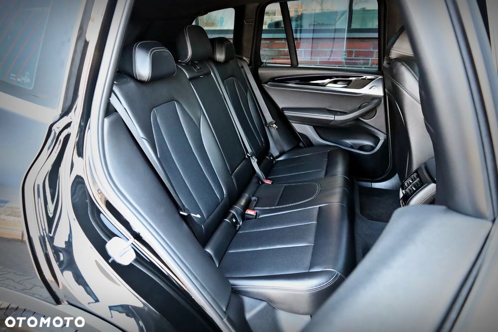 BMW X3 xDrive20i - 24