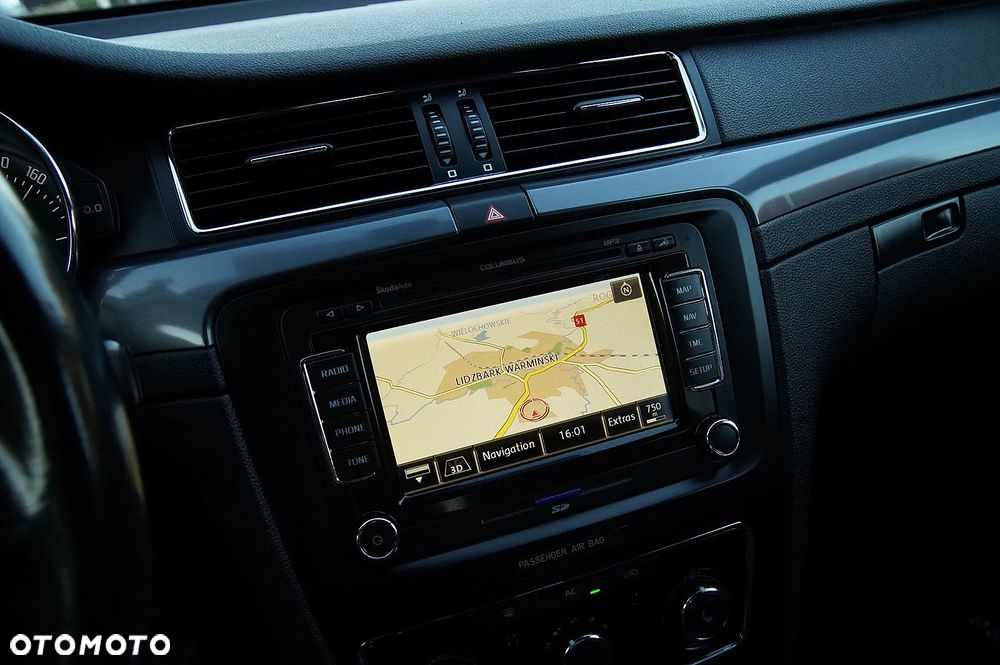 Skoda Superb 2.0 TDI Ambition DSG - 16