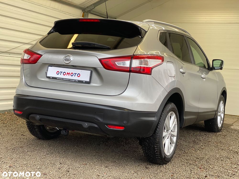 Nissan Qashqai 1.6 DCi Xtronic N-Connecta - 38