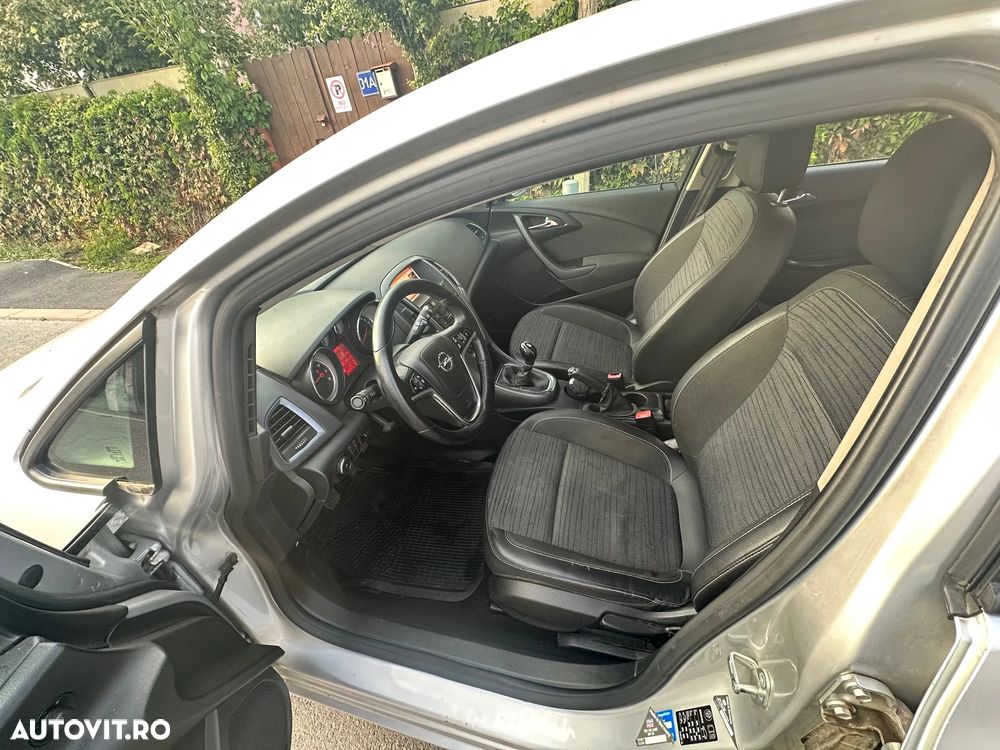 Opel Astra - 9