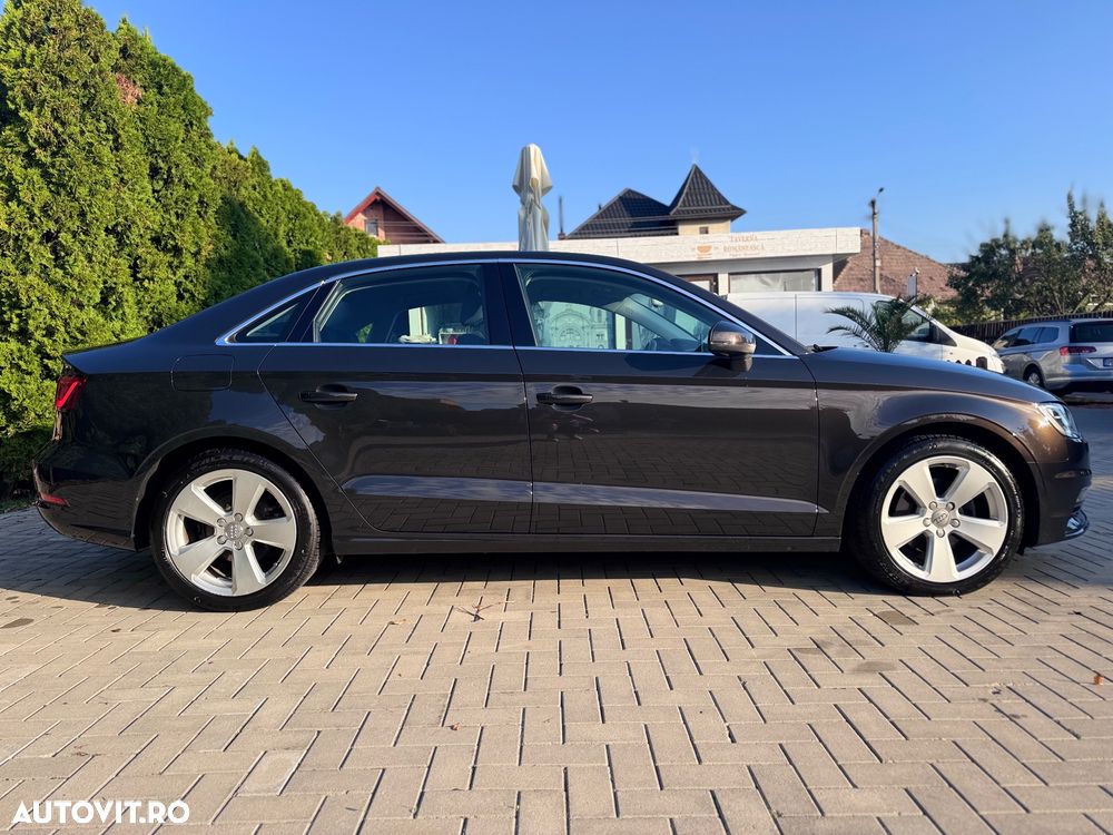 Audi A3 Limuzina 2.0 TDI (clean diesel) S line Sportpaket - 12