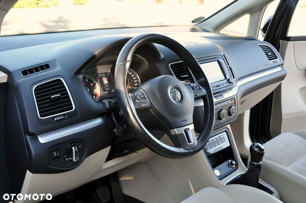 Volkswagen Sharan - 23