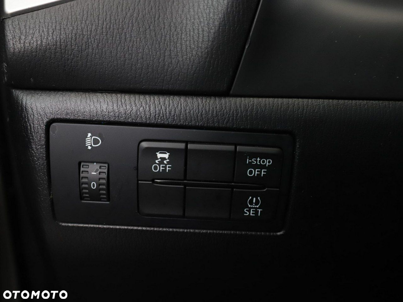 Mazda 3 SKYACTIV-G 120 Center-Line - 32