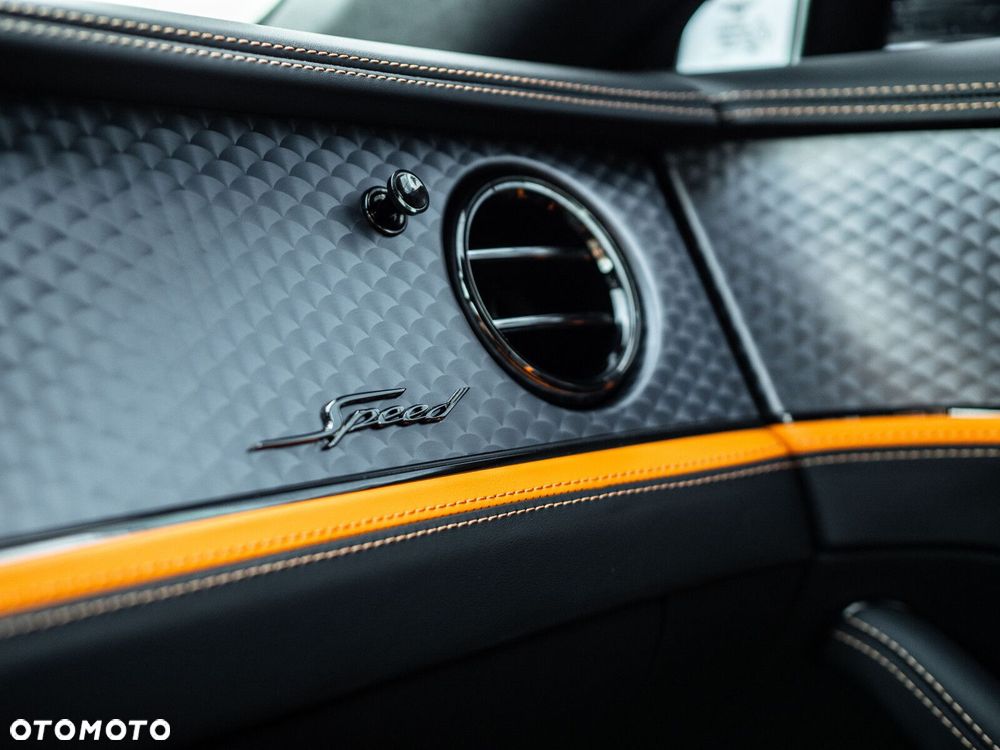 Bentley Flying Spur - 22