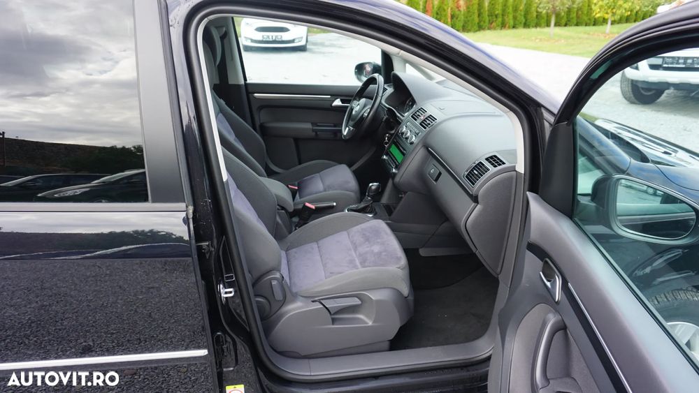 Volkswagen Touran 1.4 TSI DSG Comfortline - 10