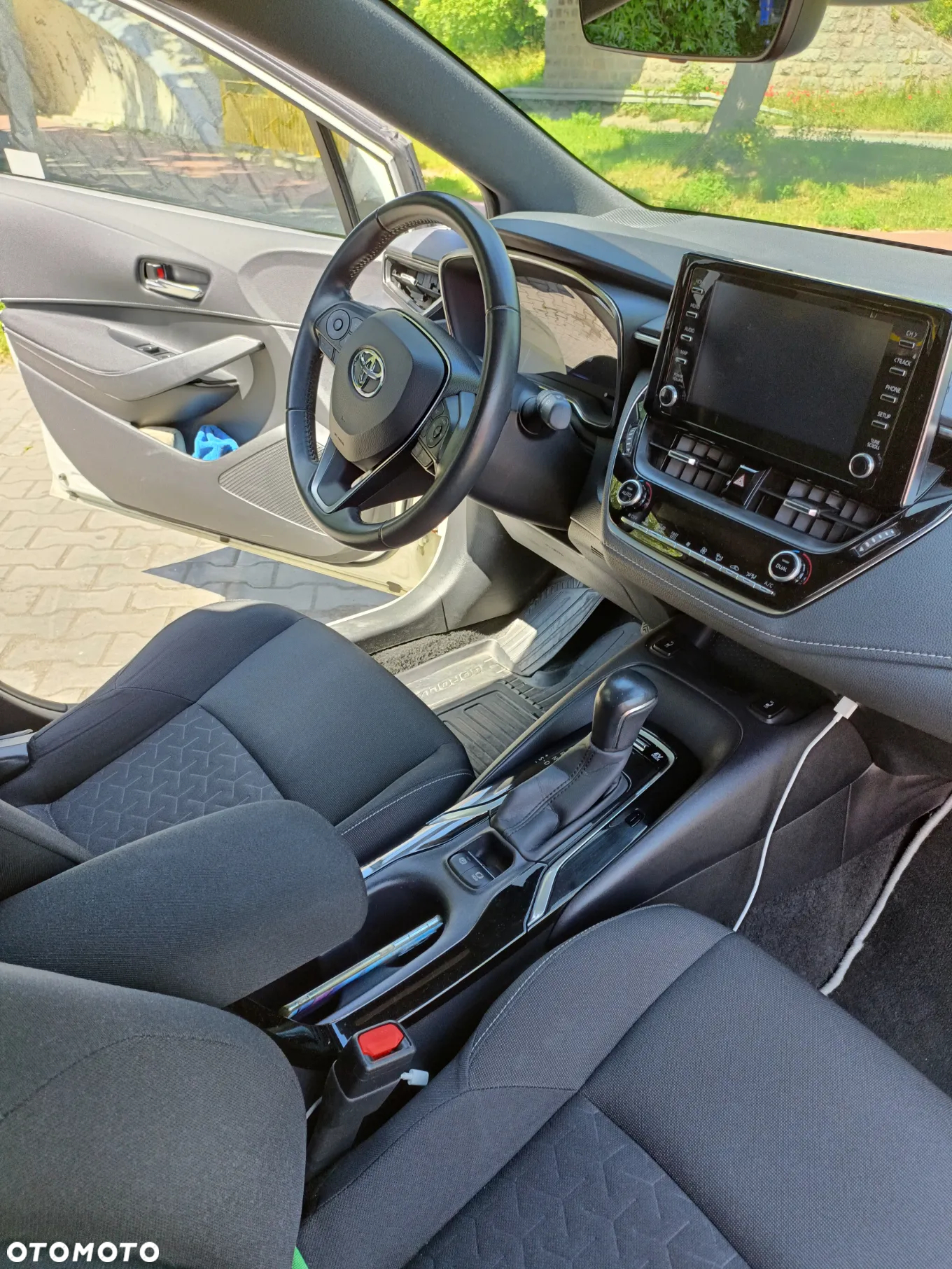 Toyota Corolla 2.0 Hybrid Comfort - 10