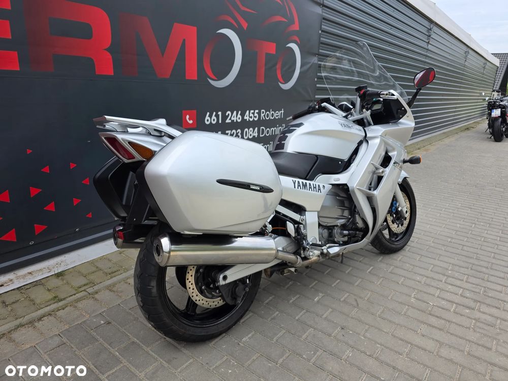Yamaha FJR - 3
