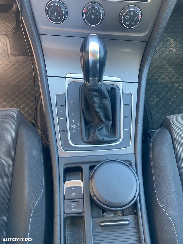 Volkswagen Golf 1.2 TSI DSG BMT Trendline - 6