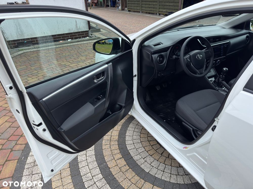 Toyota Corolla 1.4 D-4D Active EU6 - 28