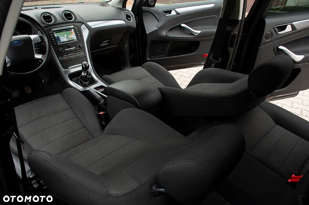 Ford Mondeo 2.0 TDCi Titanium - 29