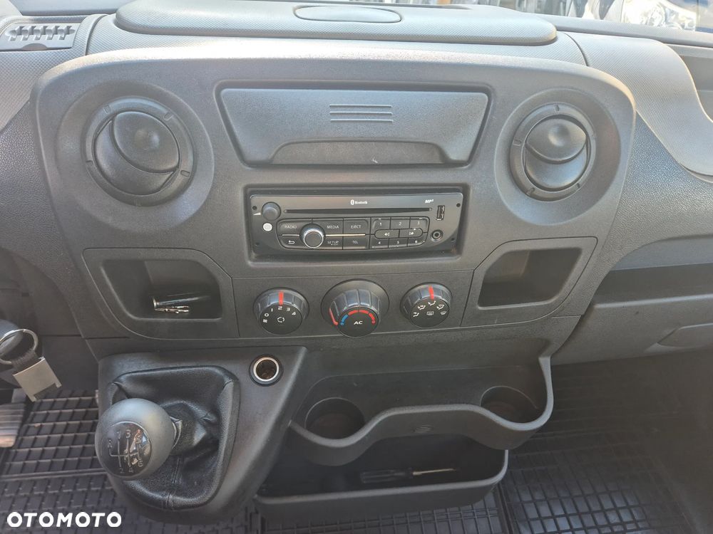 Renault Master - 23
