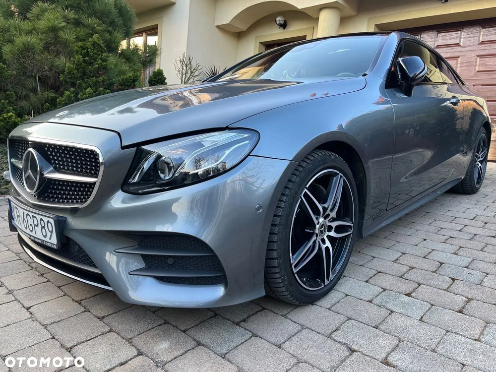 Mercedes-Benz Klasa E 220 d 4-Matic 9G-TRONIC - 4