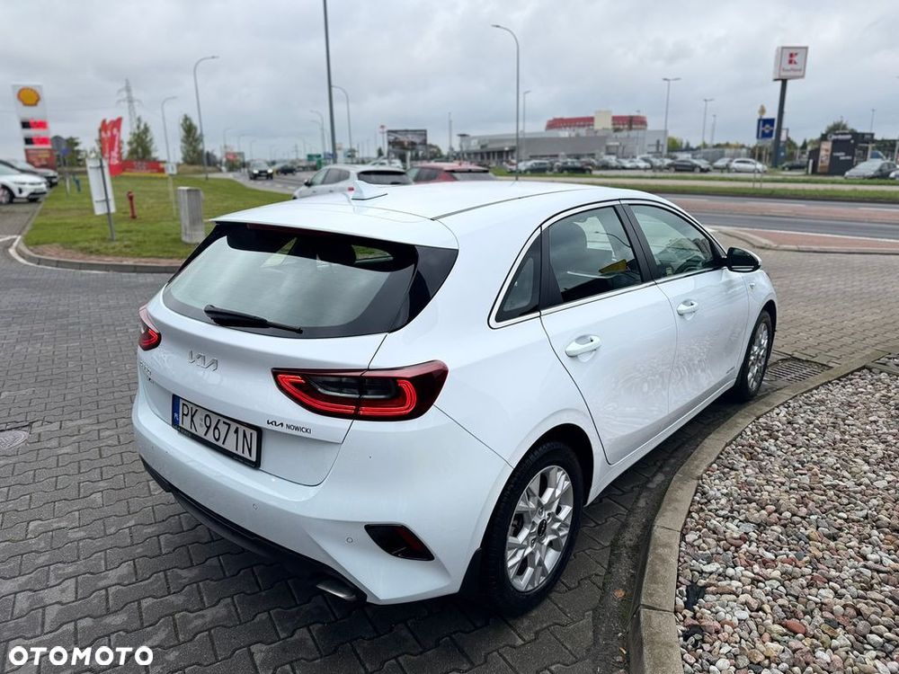 Kia Ceed 1.5 T-GDI M - 5