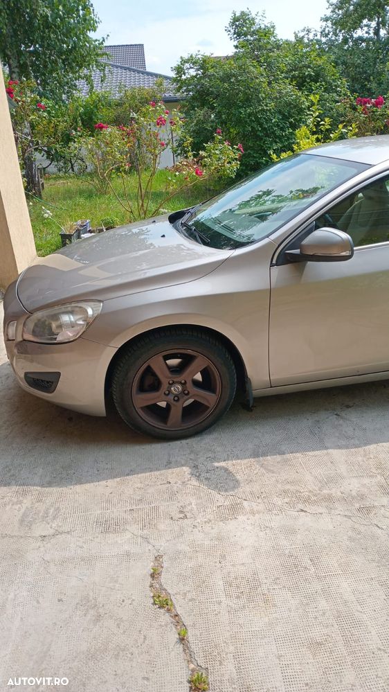 Volvo S60 D3 Start-Stop Basic - 5