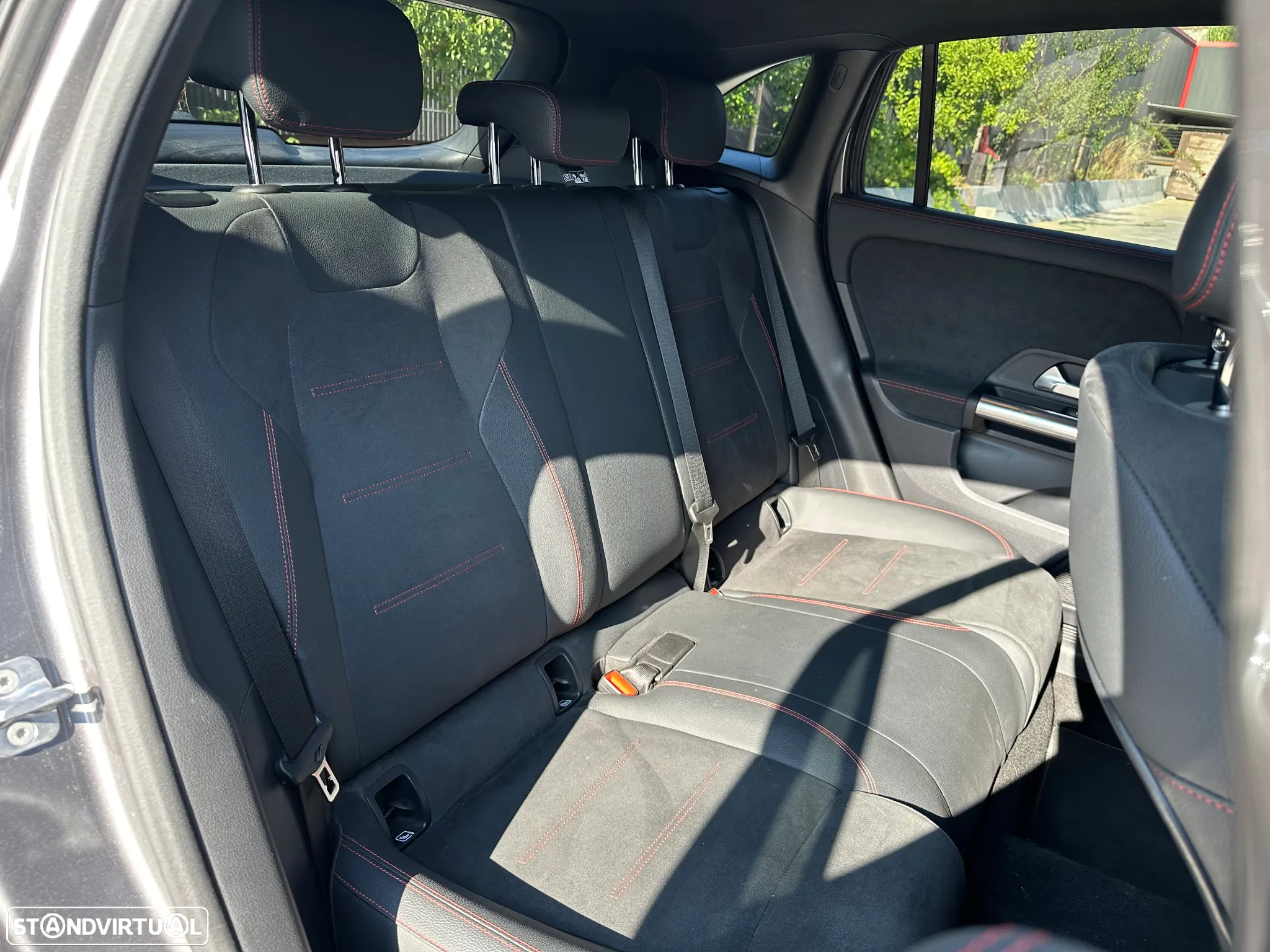Mercedes-Benz GLA 250 e AMG Line - 9