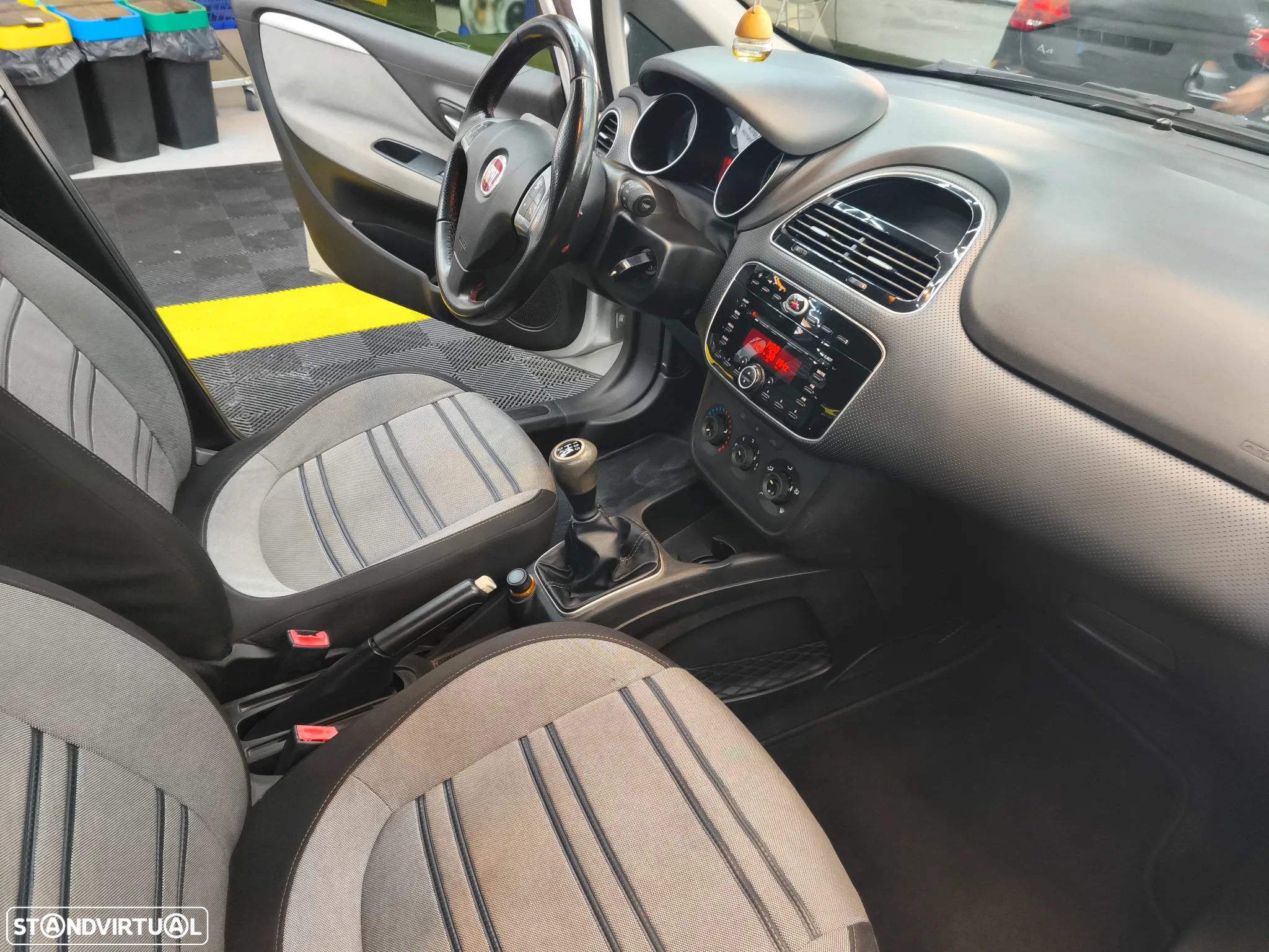 Fiat Punto Evo 1.3 M-Jet Dynamic Style - 13