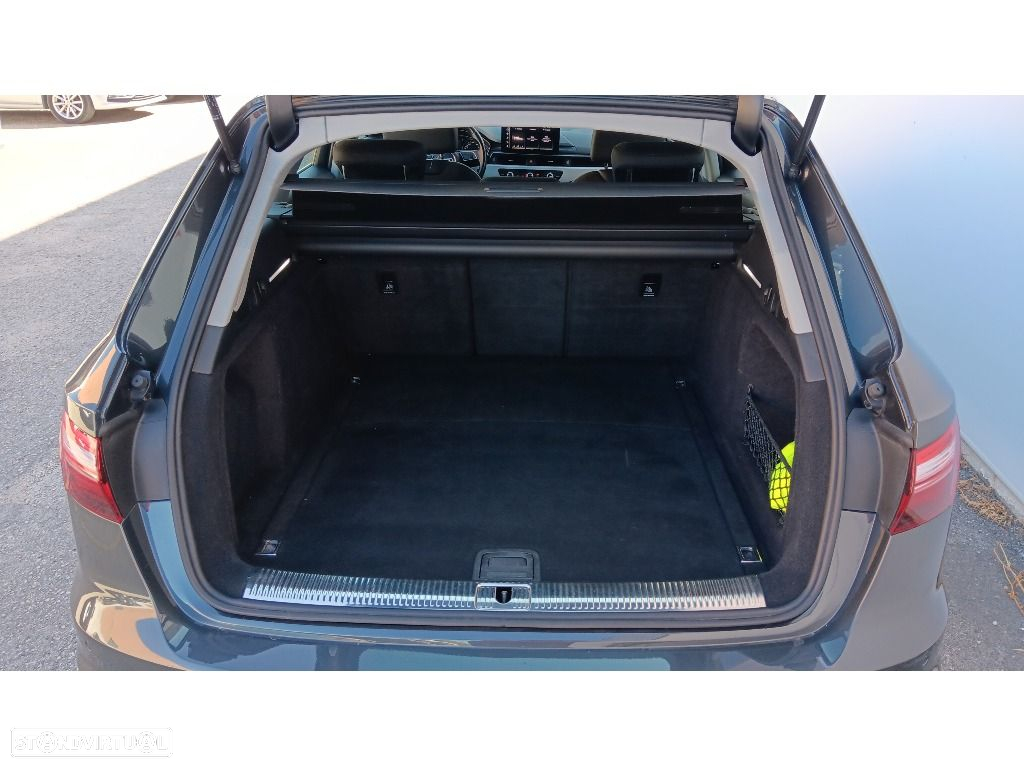 Audi A4 Avant 30 TDI S tronic - 23