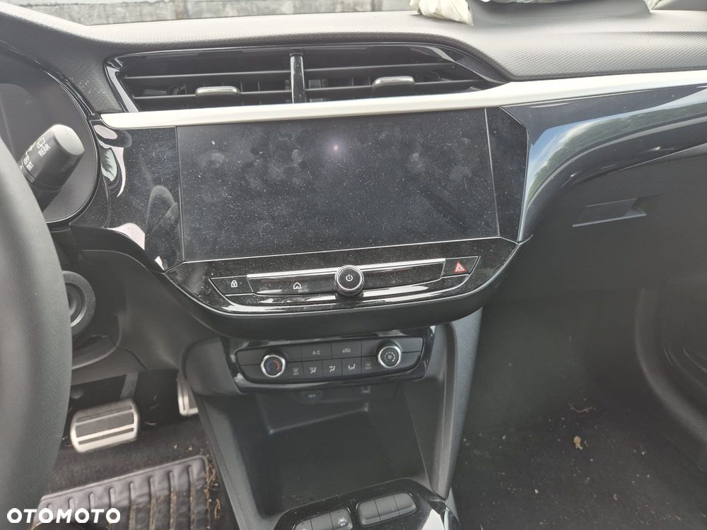 Opel Corsa - 12