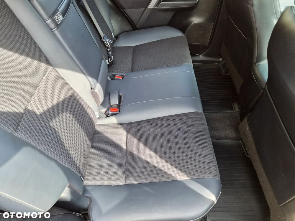 Toyota RAV4 Hybrid Premium 4x2 - 8